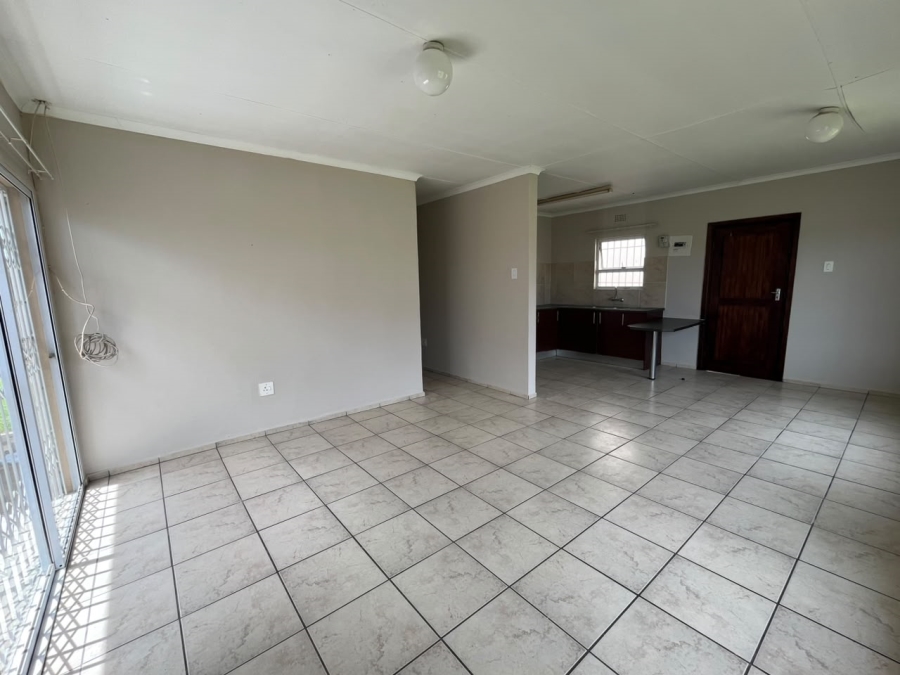 To Let 3 Bedroom Property for Rent in Southernwood Eastern Cape